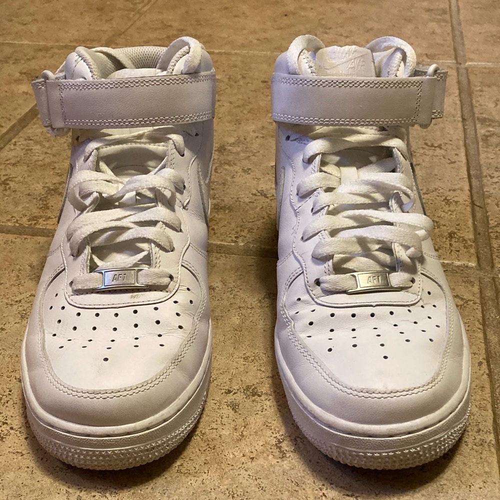 Nike Air Force 1 Mid